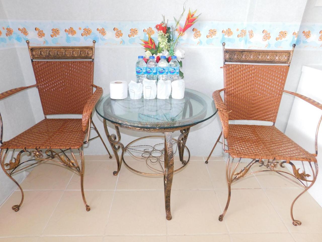Be Fine Guesthouse Phuket Exterior foto